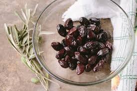 aperitivo con aceituna